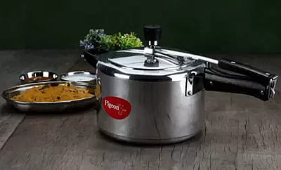 Pigeon Aluminium Pressure Cooker Storm 3 Pigeon Aluminium Pressure Cooker Storm 3