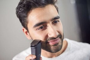 Philips BT1215/15 USB Cordless Beard Trimmer Philips BT1215/15 USB Cordless Beard Trimmer