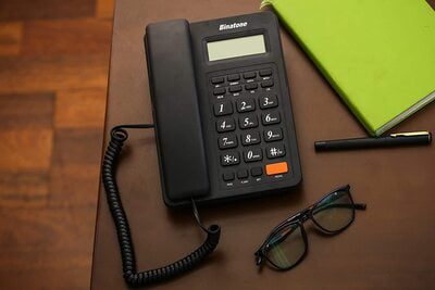 Binatone Spirit 221 Basic Corded Landline Phone Binatone Spirit 221 Basic Corded Landline Phone