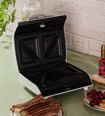 Panasonic NF-GW1 4-Slice Sandwich Maker Panasonic NF-GW1 4-Slice Sandwich Maker