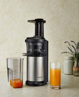 Panasonic MJ-L500 Slow Juicer 150-Watt Panasonic MJ-L500 Slow Juicer 150-Watt
