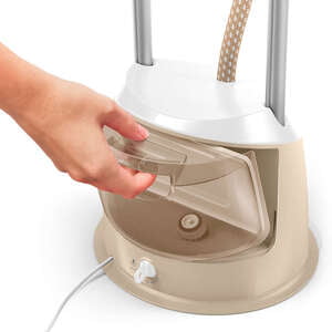 Philips EasyTouch plus Garment Steamer GC523/60- 5 steam settings 1600 Watt, up to 32 g/min Philips EasyTouch plus Garment Steamer GC523/60- 5 steam settings 1600 Watt, up to 32 g/min