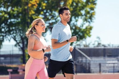 Fitbit Inspire 2 Health & Fitness Tracker with a Free 1-Year Fitbit Premium Trial, 24/7 Heart Rate