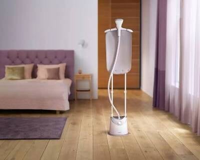 PHILIPS GC487/80 1800 W Garment Steamer (Multicolor) PHILIPS GC487/80 1800 W Garment Steamer (Multicolor)