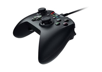Razer Wolverine Tournament Edition Chroma Customizable Gamepad Controller (Black) Razer Wolverine Tournament Edition Chroma Customizable Gamepad Controller (Black)